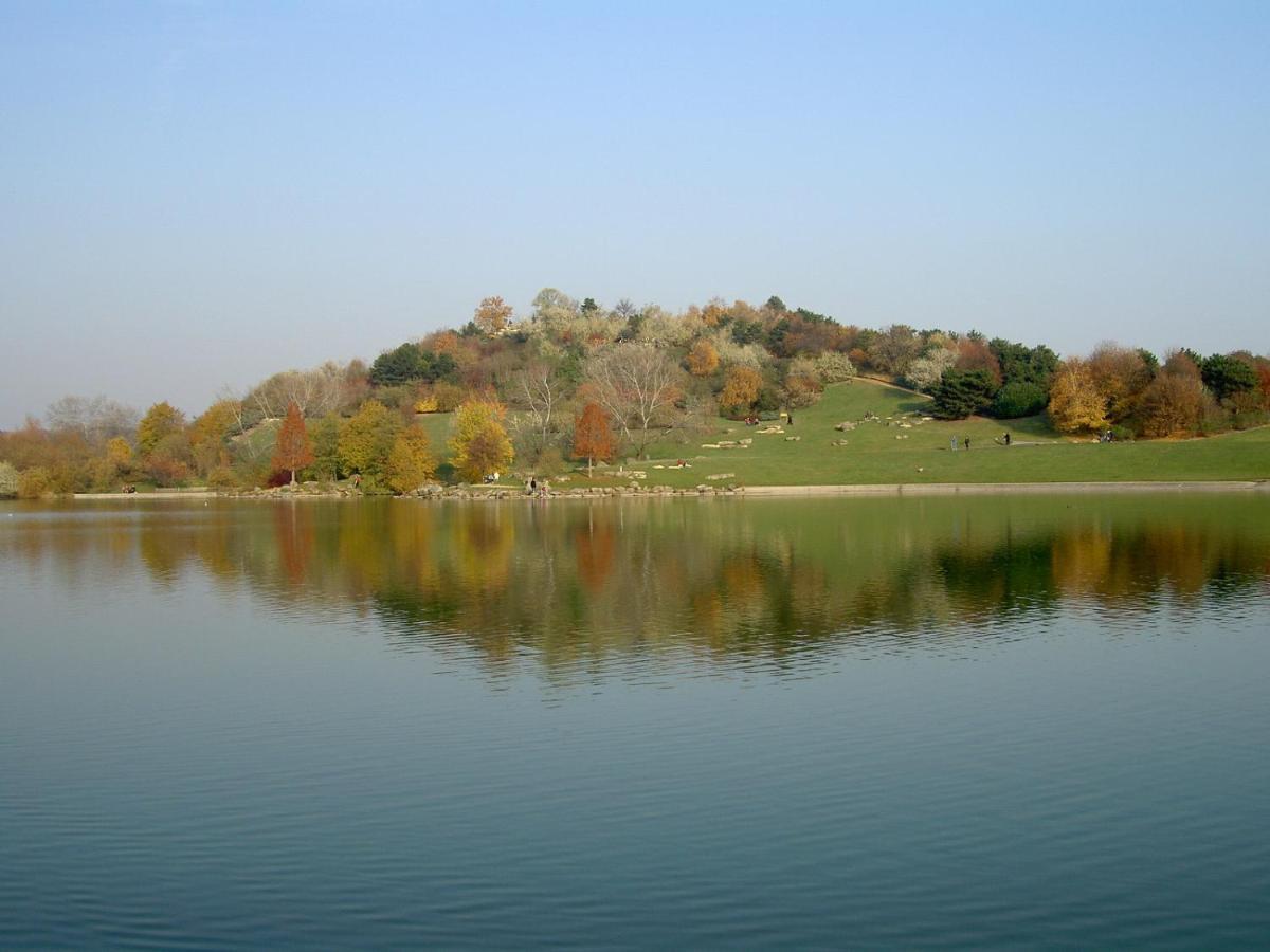 Gite Mella La Courneuve Exteriör bild