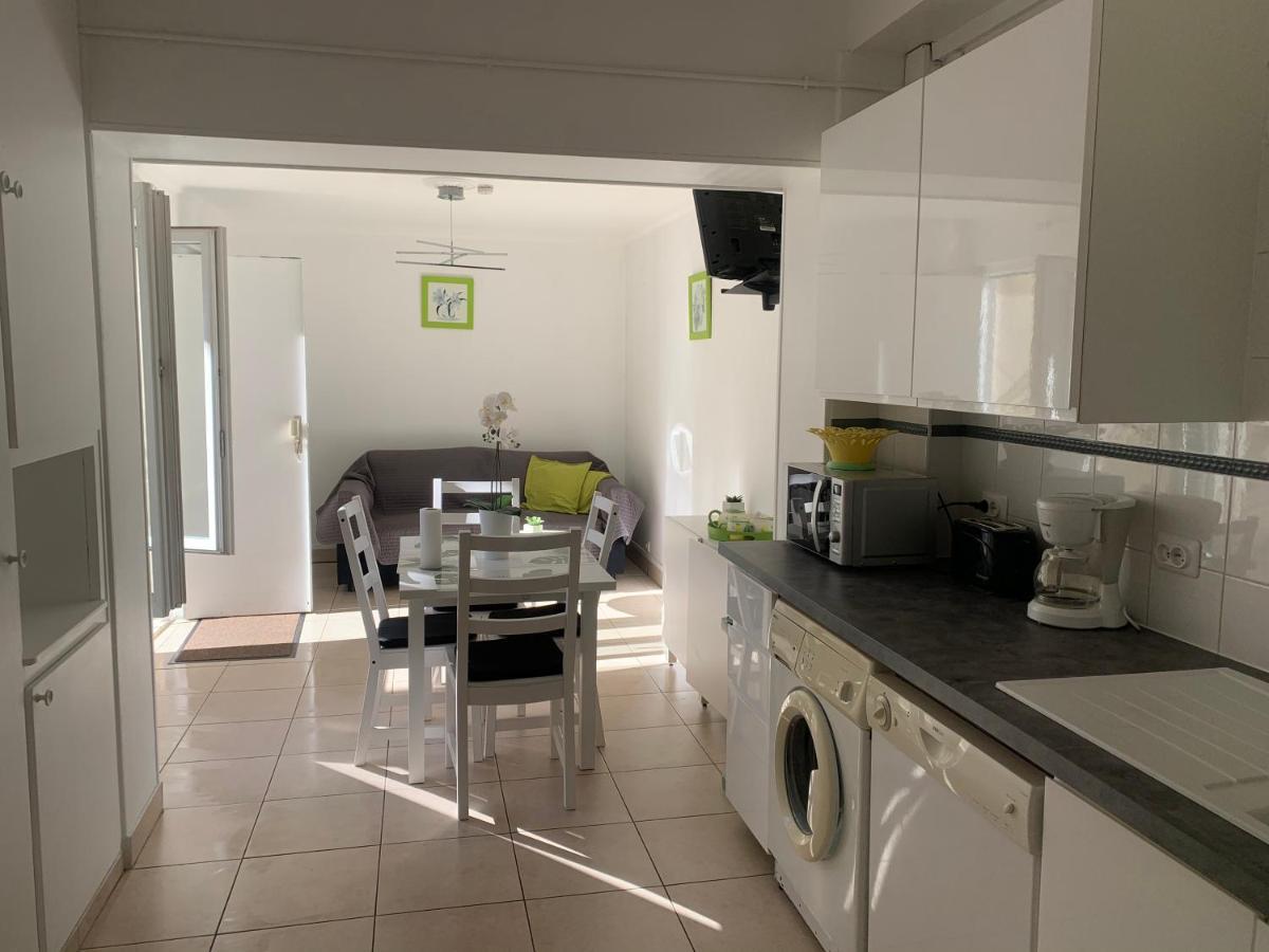 Gite Mella La Courneuve Exteriör bild